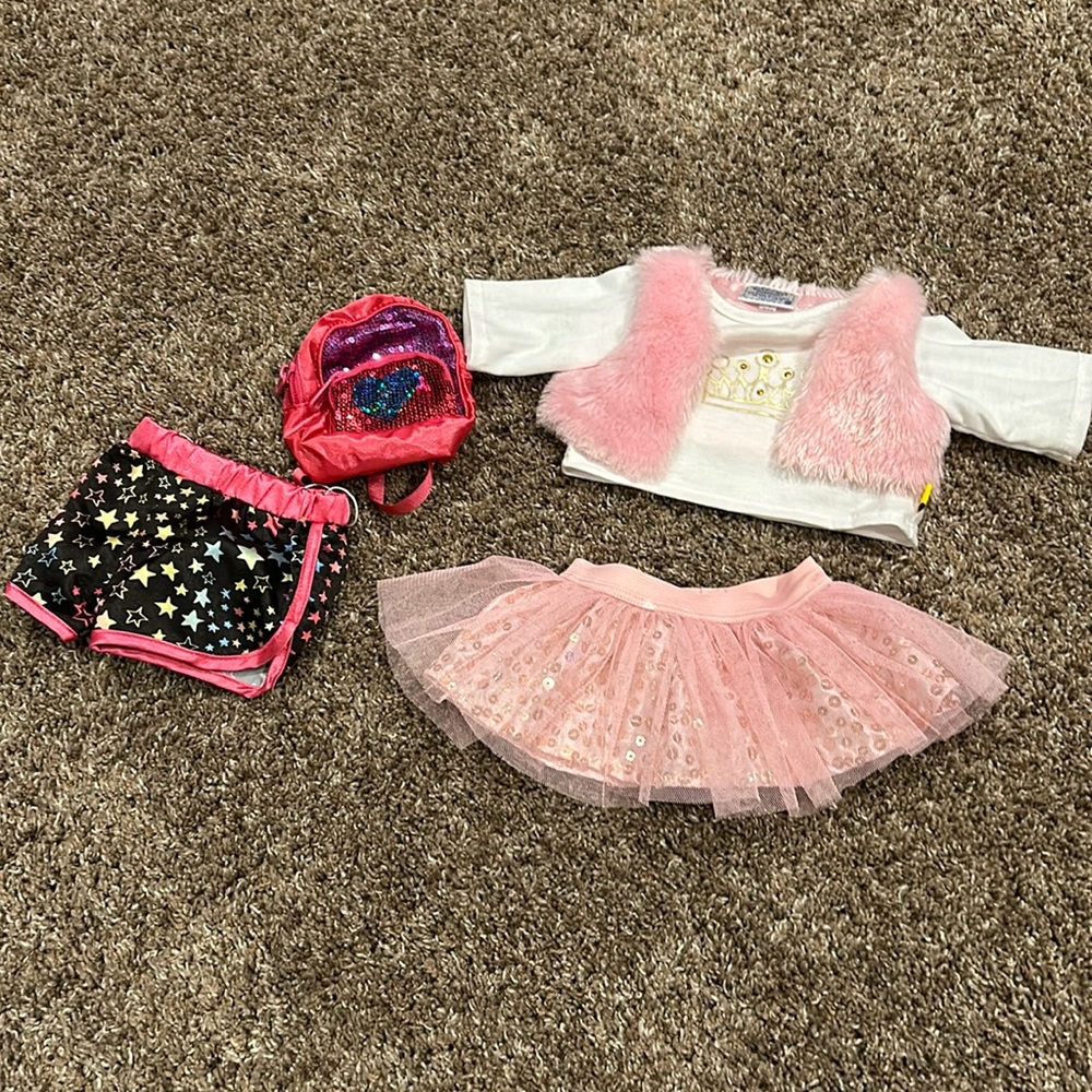 Giles Build-A-Bear Clothing + Accessories